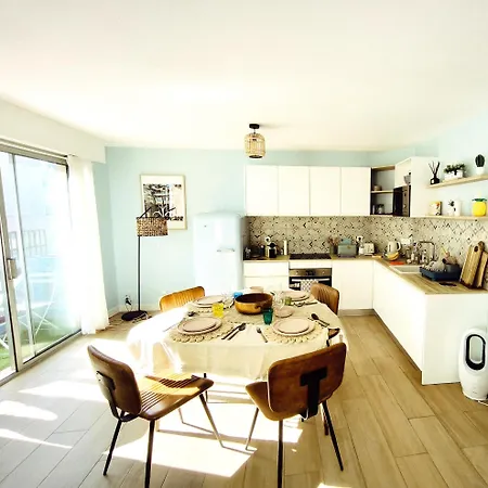 Elegant 4 Couchages Et Parking - 5mn De La Et Des Commerces شقة