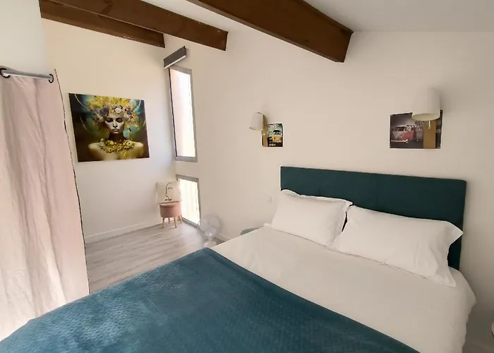 Elegant 4 Couchages Et Parking - 5mn De La Et Des Commerces Apartman *